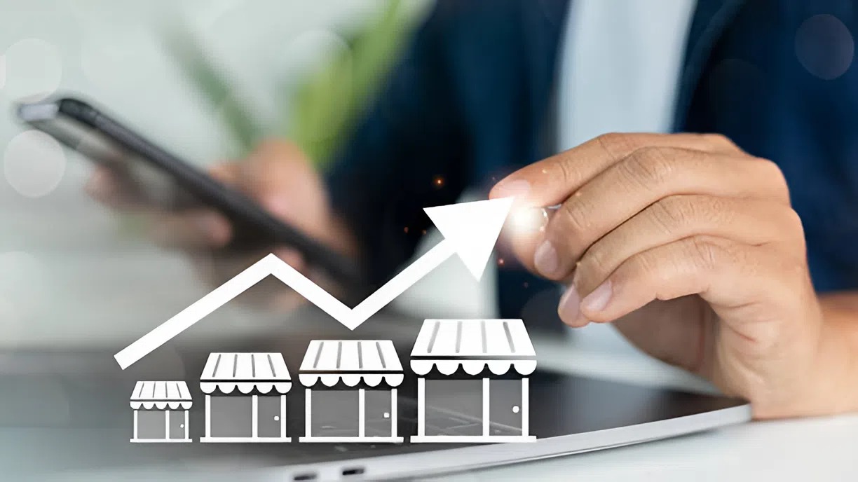 Business growth illustration highlighting the pros and cons of a painting franchise