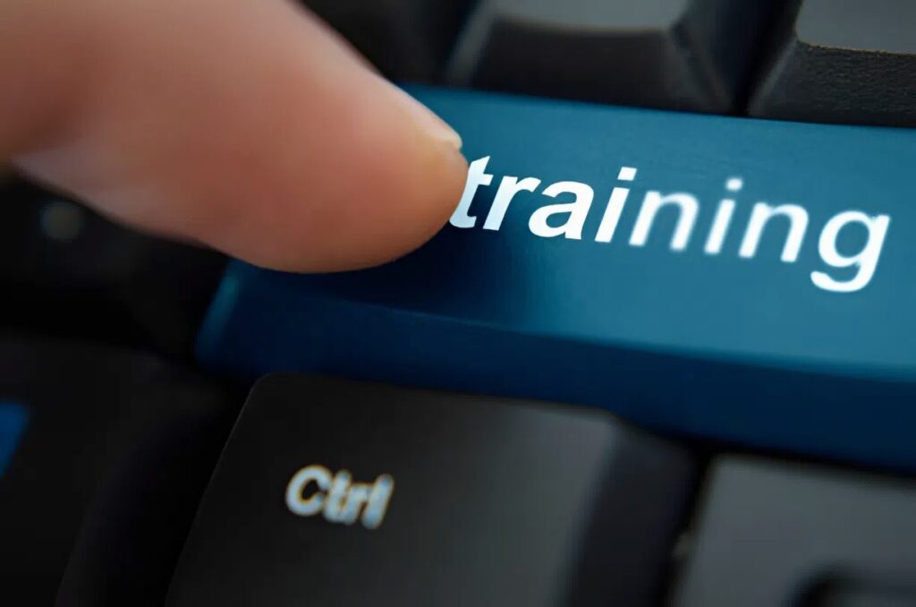 Structured training support for a painting franchise without experience